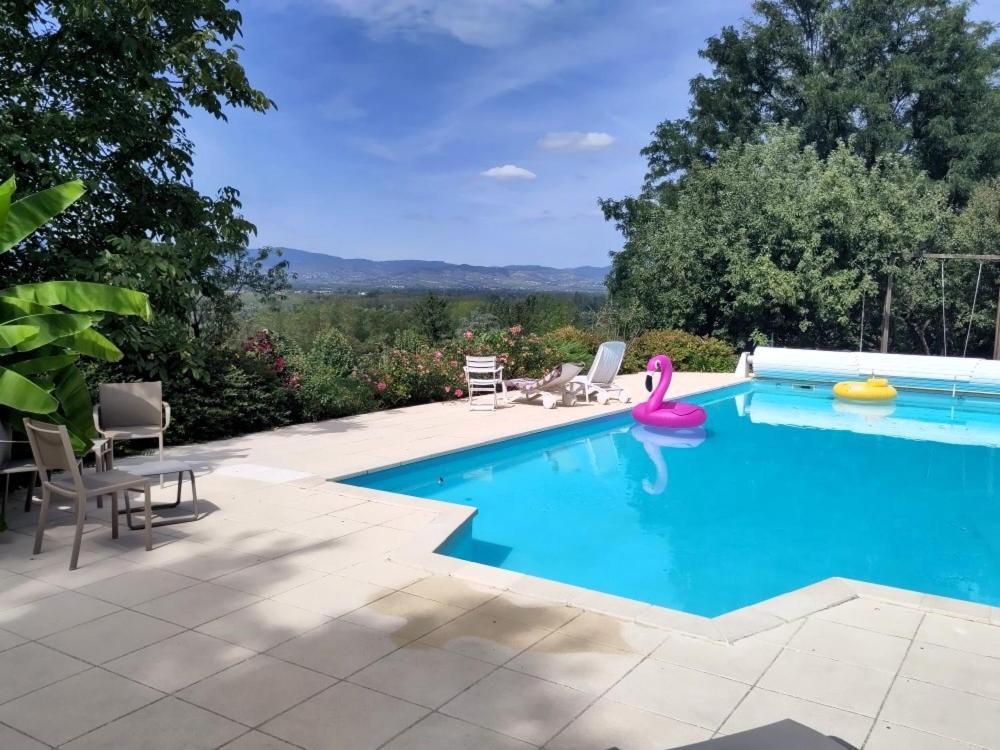 B&B Chez Frederique Et Norbert Mogneneins 외부 사진